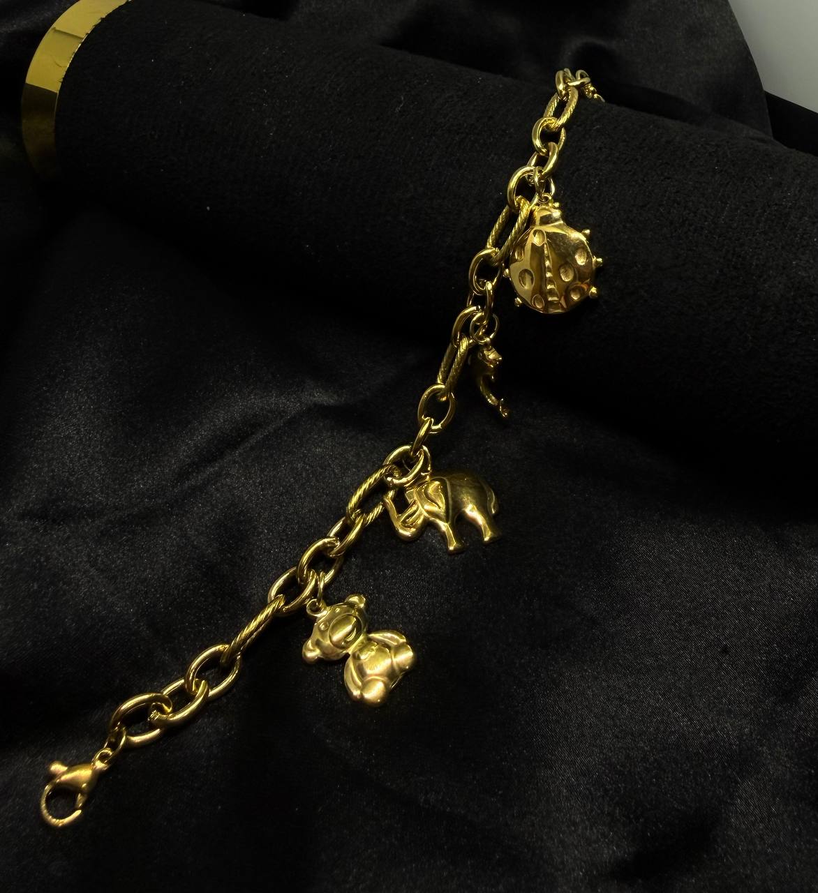 The Conqueror’s Totem Chain Bracelet