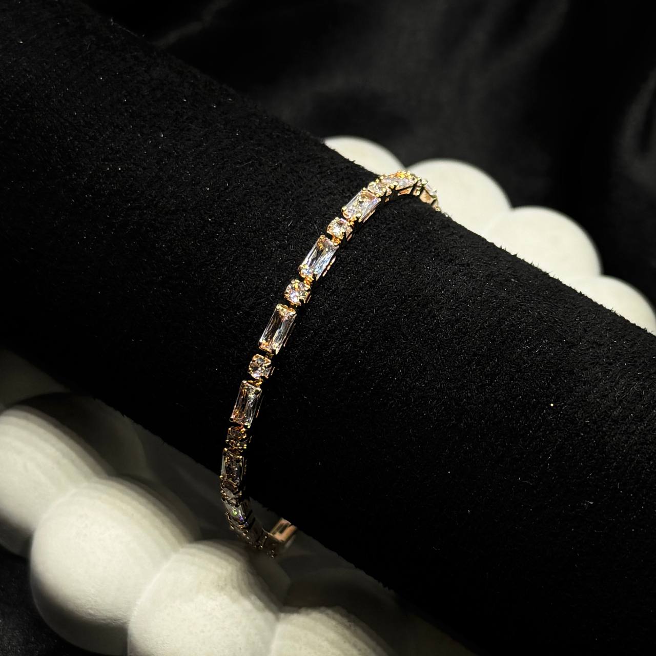 The Prestige Crystal Link