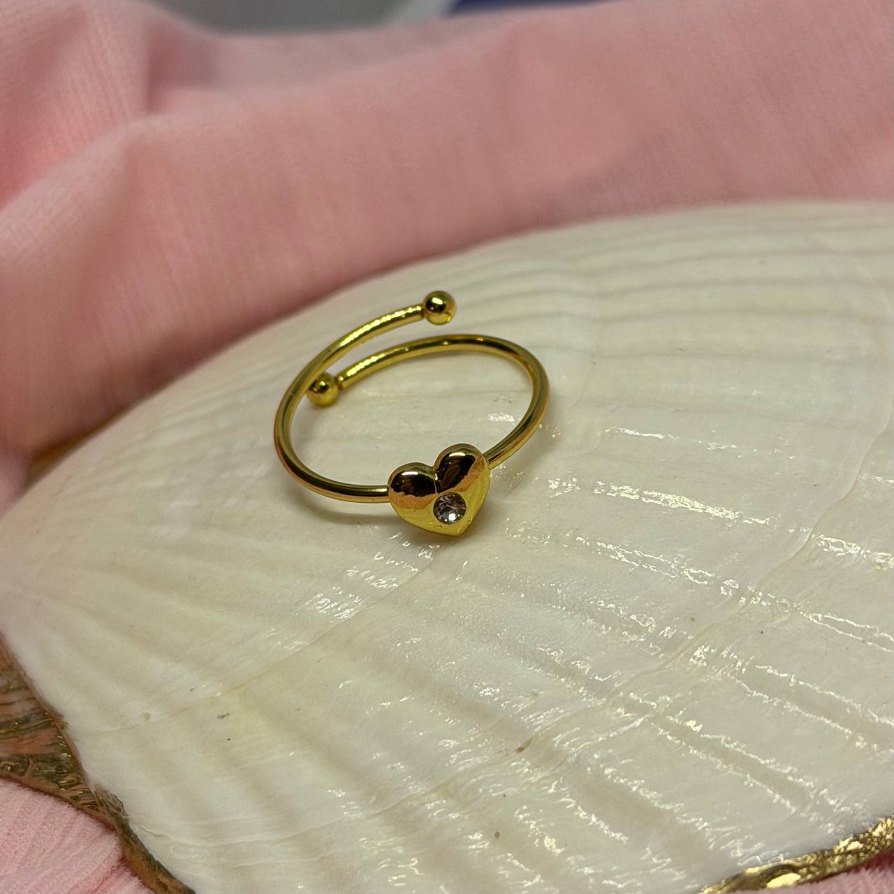 Petite Golden Heart Ring