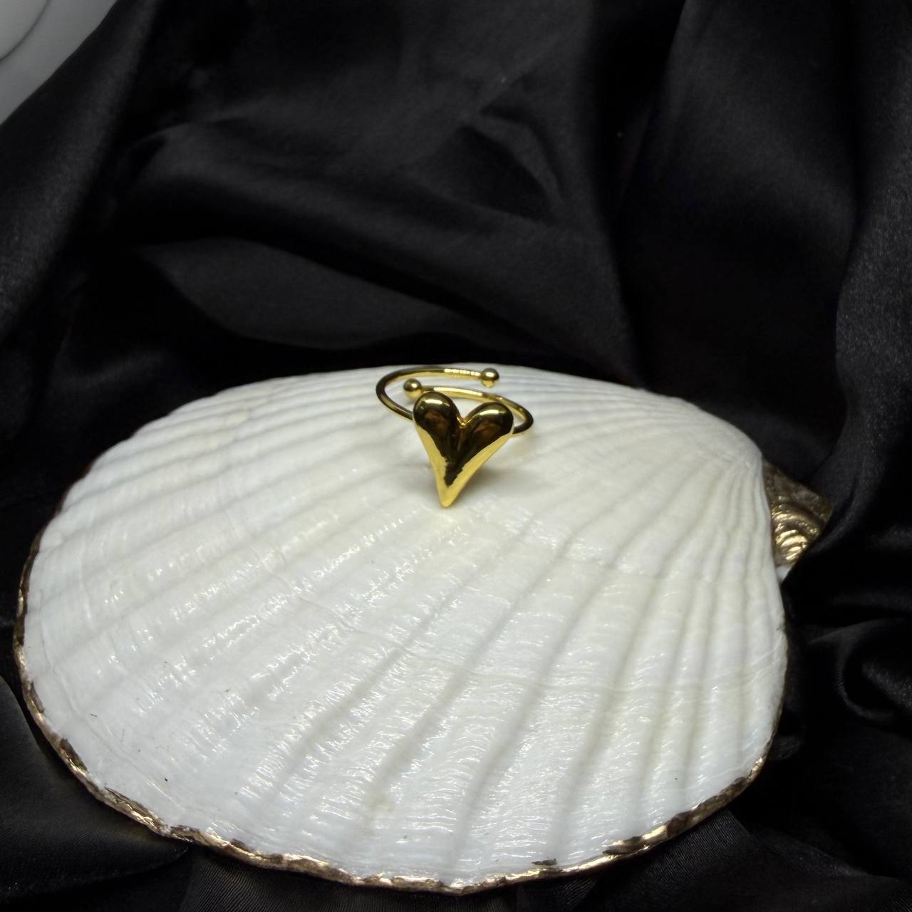 Open Heart Contour Ring