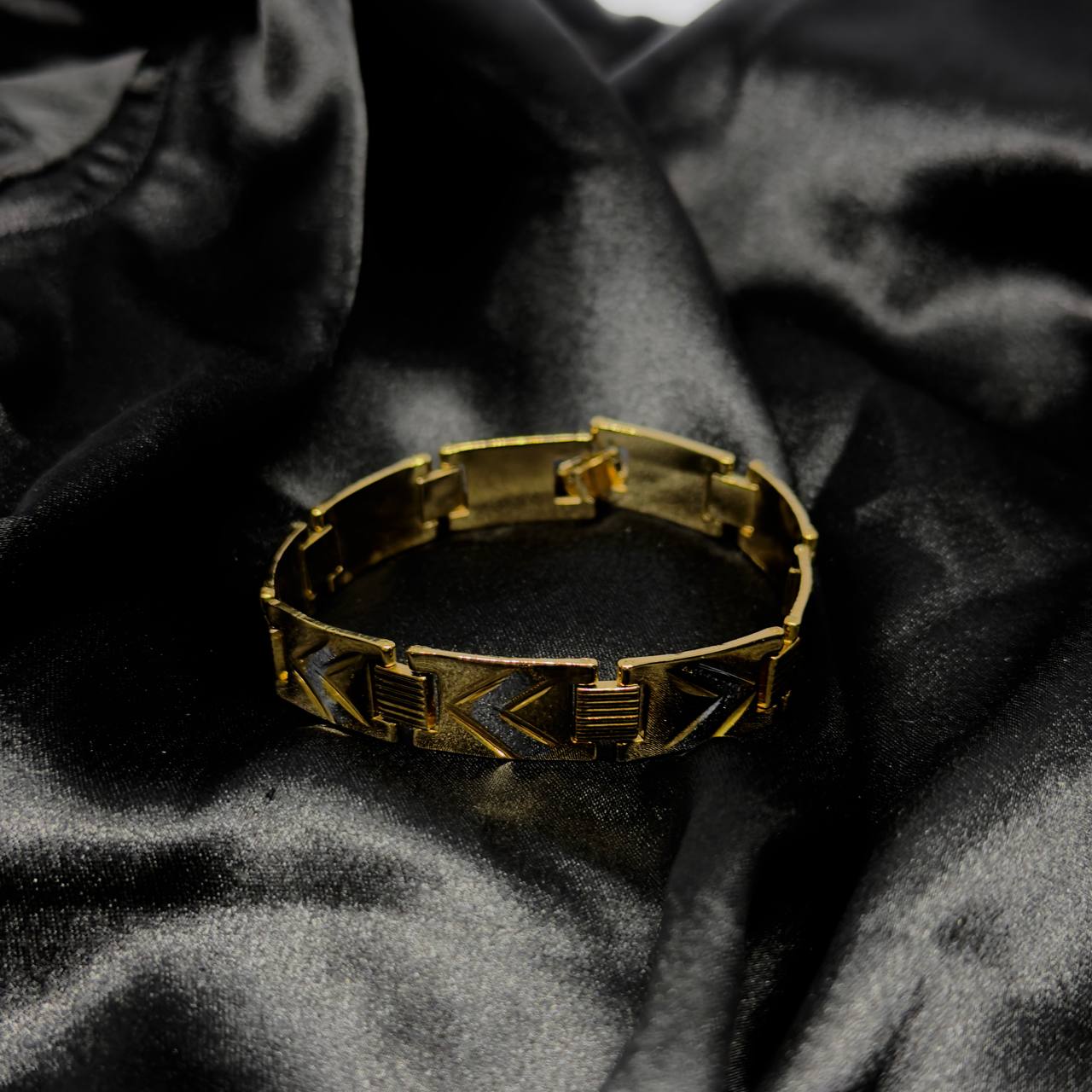 The Gladiator Edge Bracelet