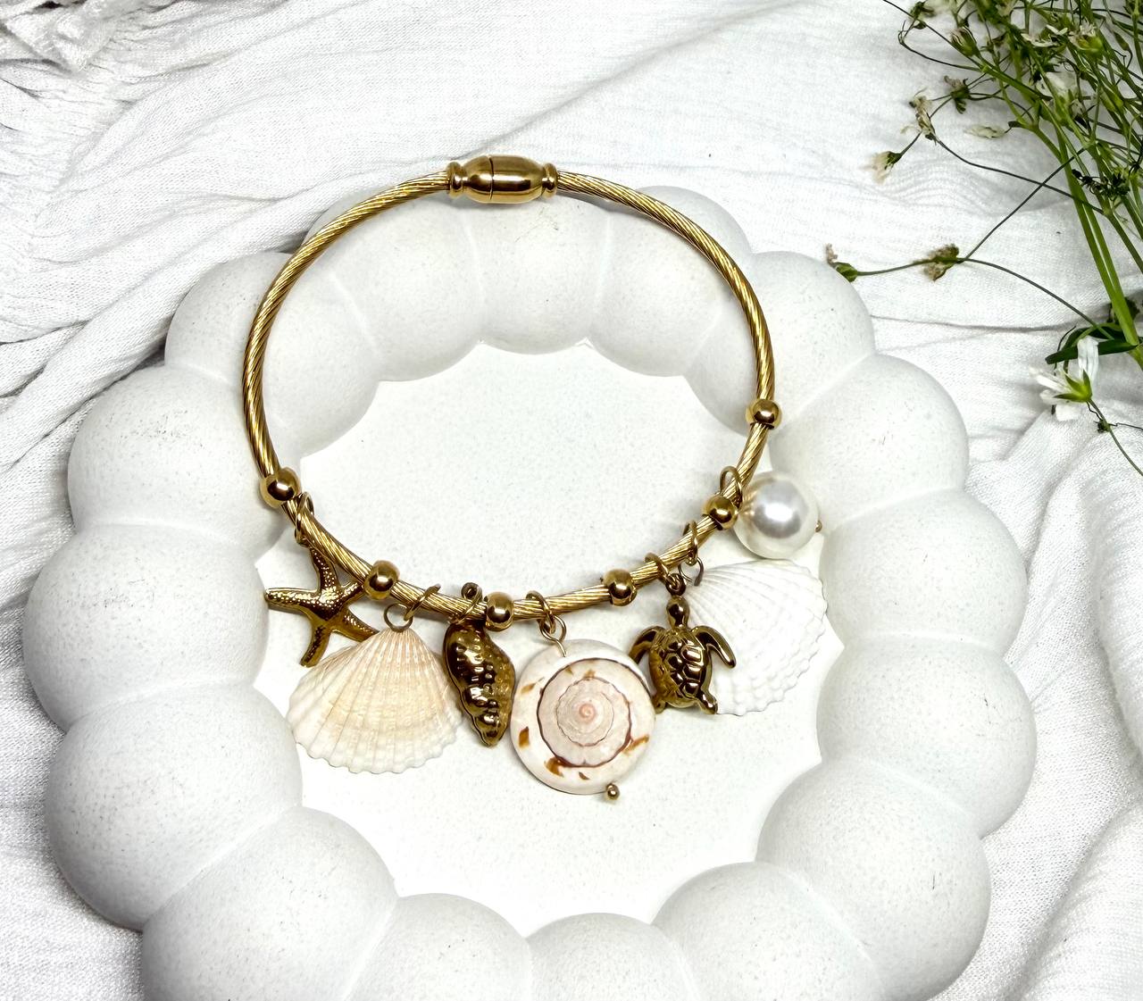 The Ocean Sovereign Gold Bracelet