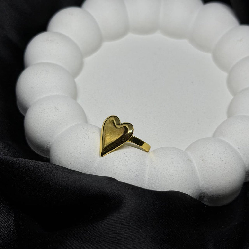 Classic Heart Signet