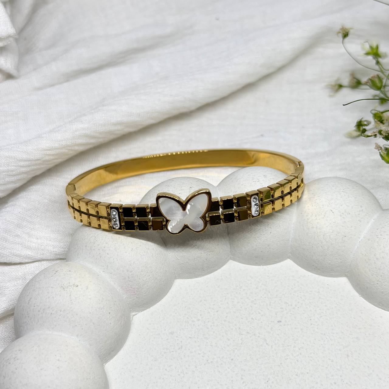 Bvlgari Butterfly Link Gold Bracelet