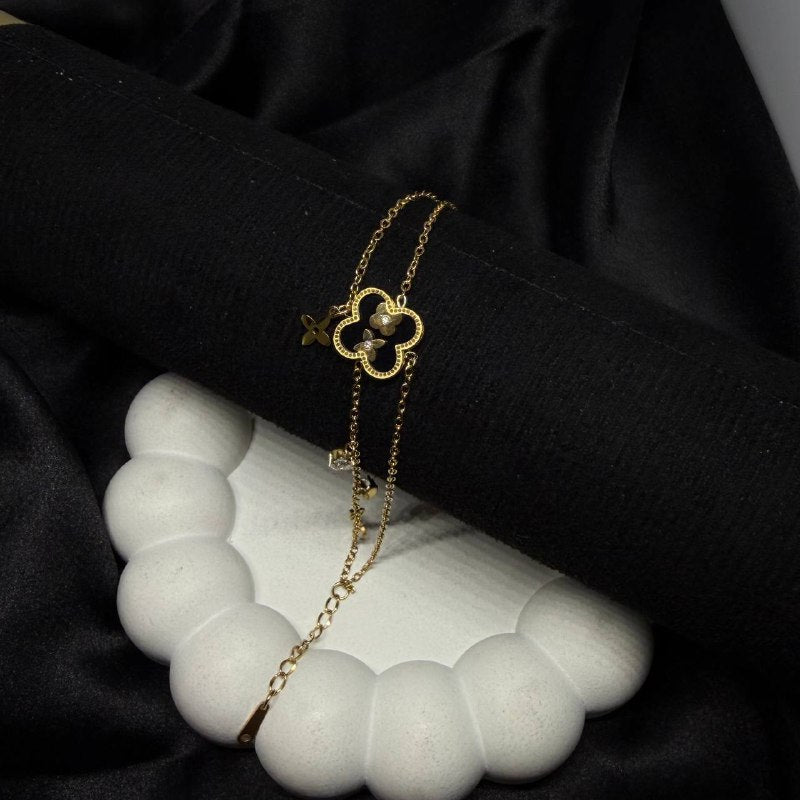 The Noir Clover Elegance