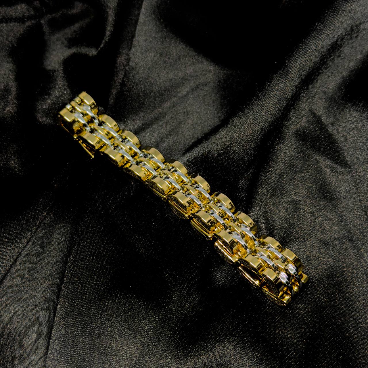 The Sovereign Jubilee Bracelet