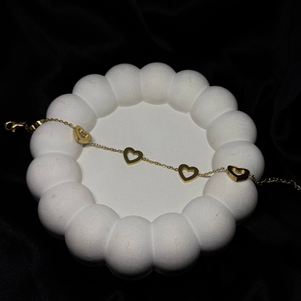The Golden Dynasty Heart Bracelet