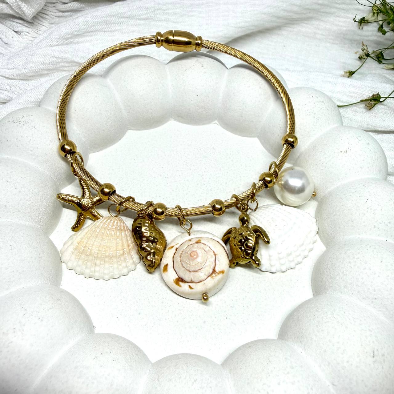 The Ocean Sovereign Gold Bracelet