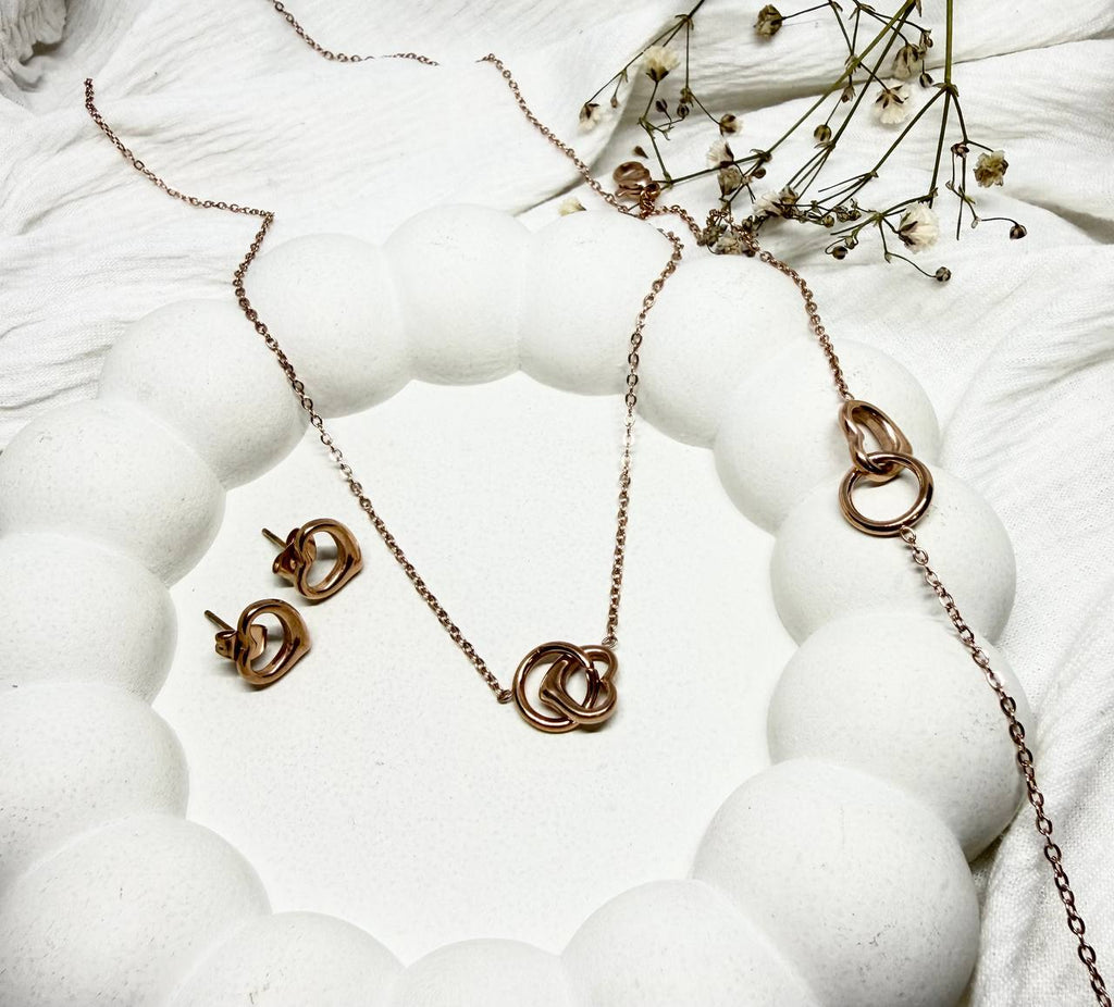 The Rose Gold Eternal Love Collection