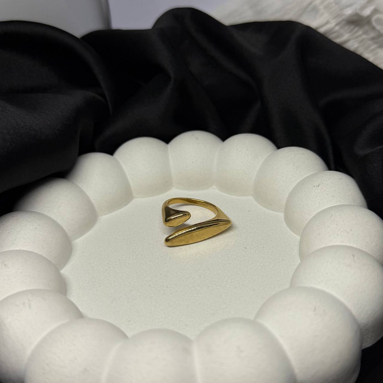 The Modern Arrow Wrap Ring