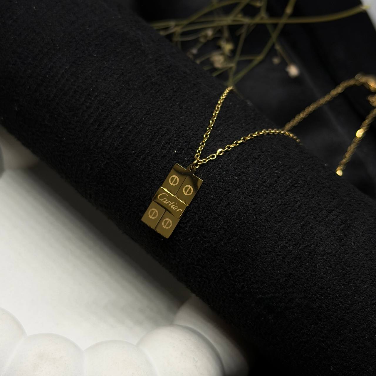 Cartier-Inspired Screw Motif Bar Necklace