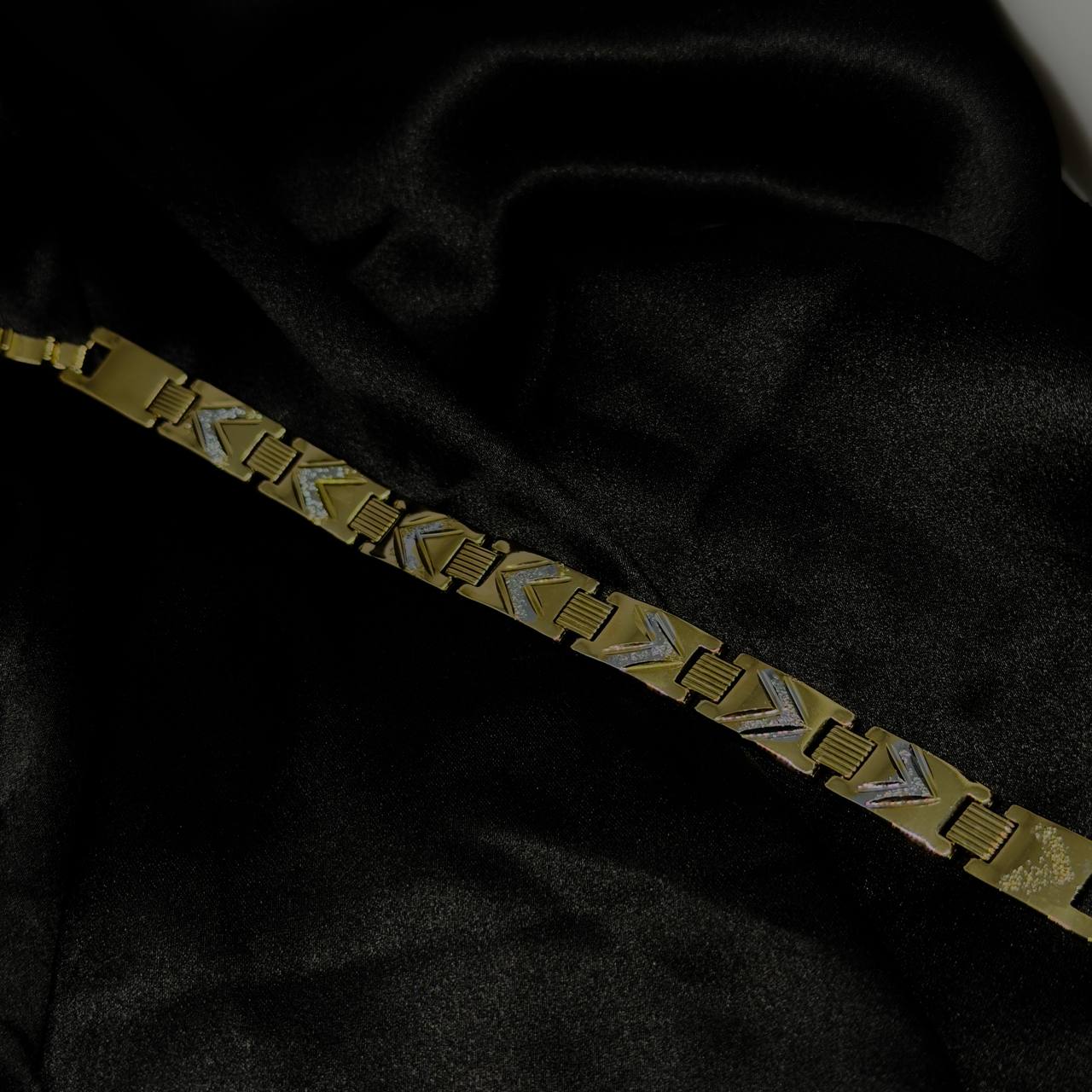 The Gladiator Edge Bracelet