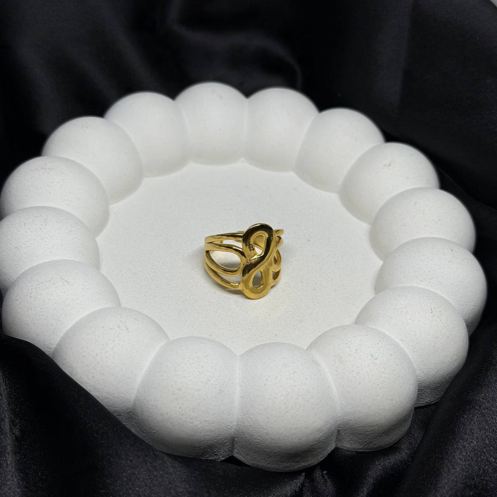 The Eternal Infinity Knot Ring