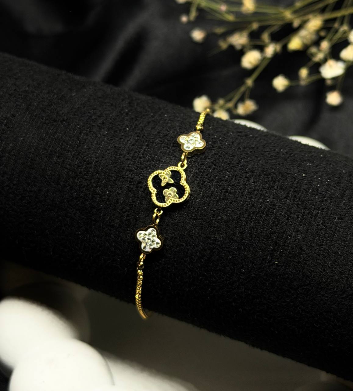 The Noir Élégance Bracelet