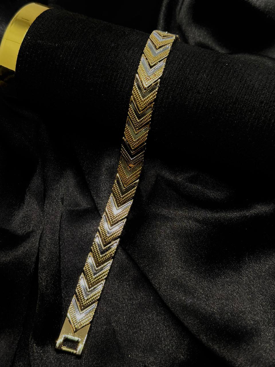The Titan Chevron Bracelet