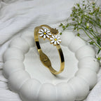 Daisy Bloom Charm Bracelet
