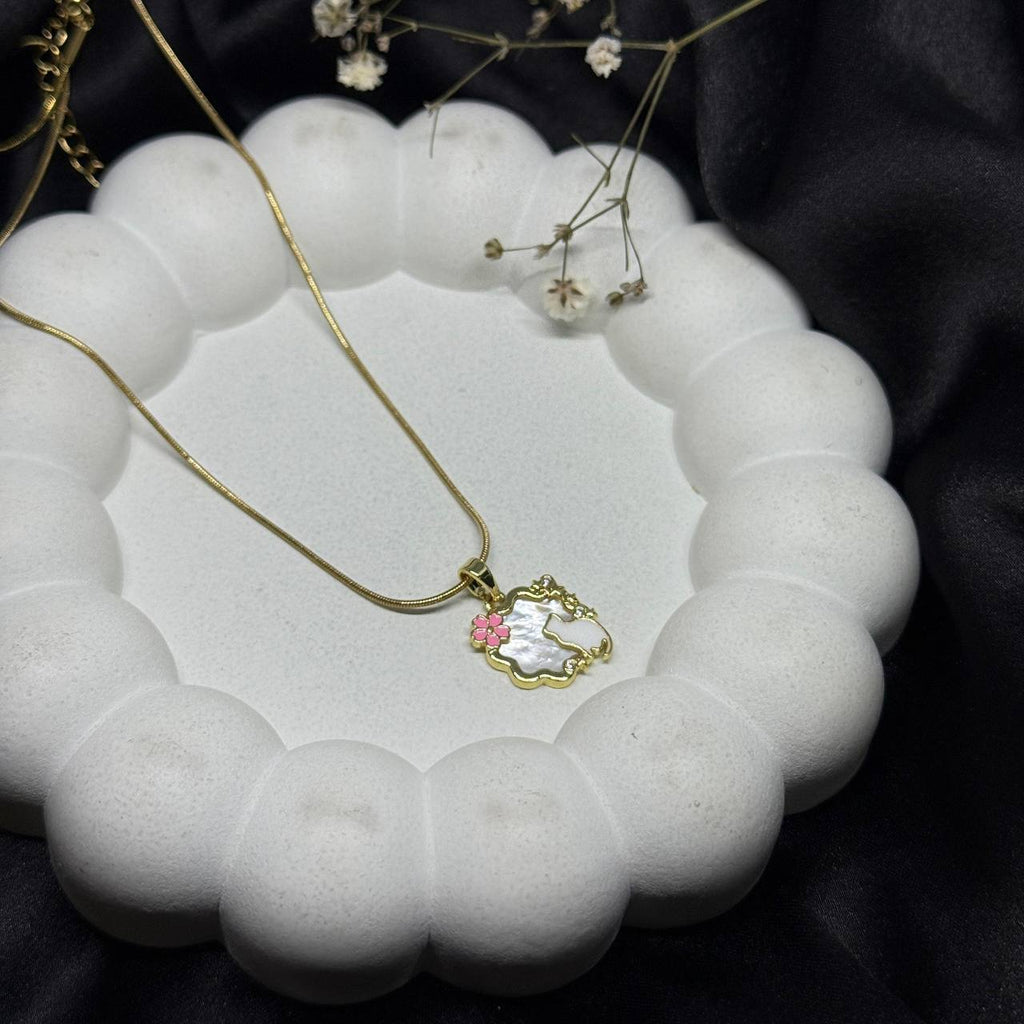 Floral Pearl Dream Pendant Necklace