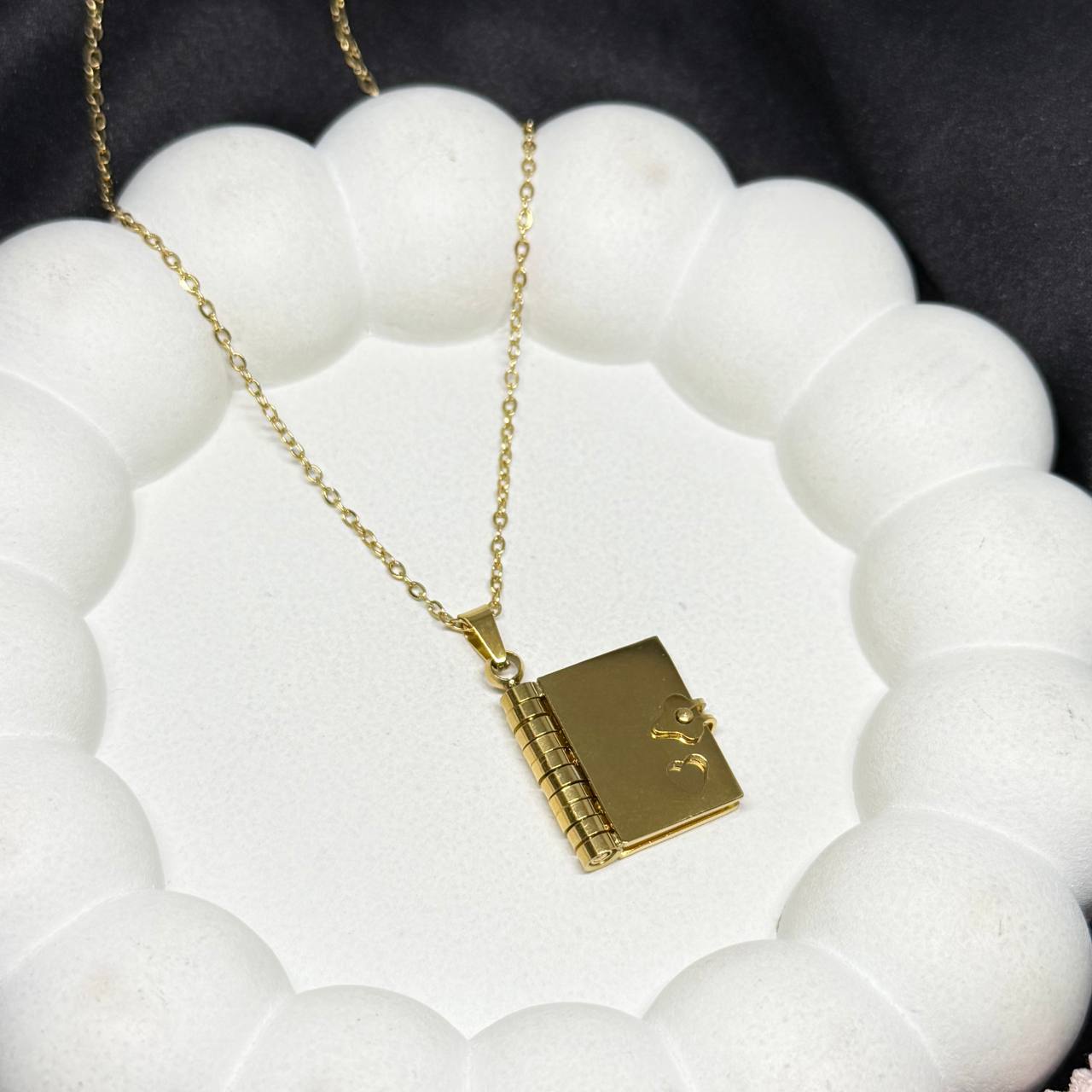 Golden Memoire Book Locket Necklace